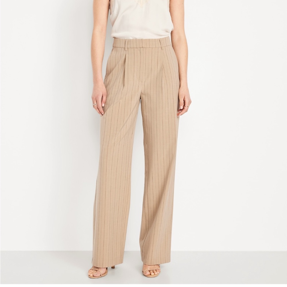 OLD NAVY EXTRA HIGH-WAISTED TAYLOR
WIDE-LEG TROUSER PANTS in Neutral Pinstripe